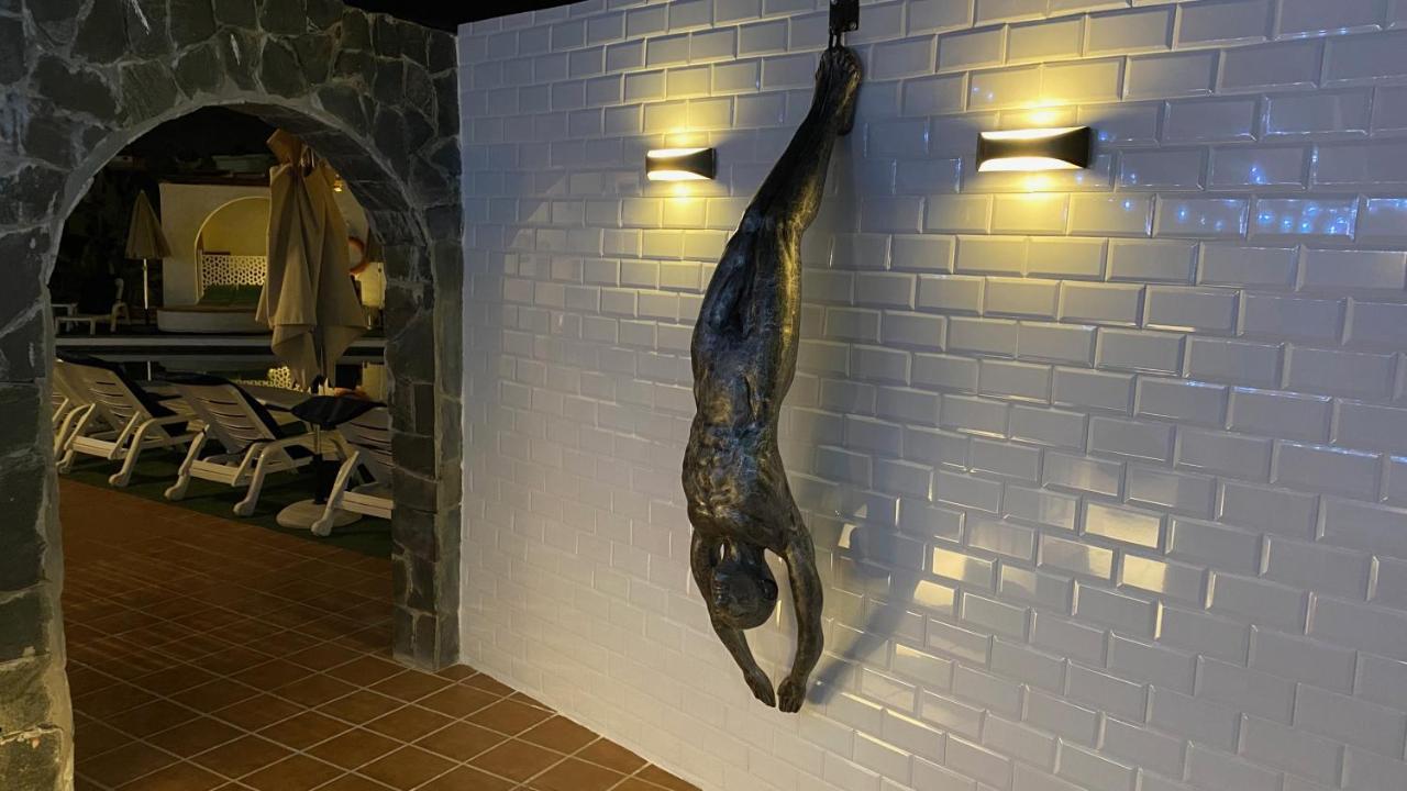 Rainbow Golf Bungalows, Gay Men-Only Resort マスパロマス エクステリア 写真