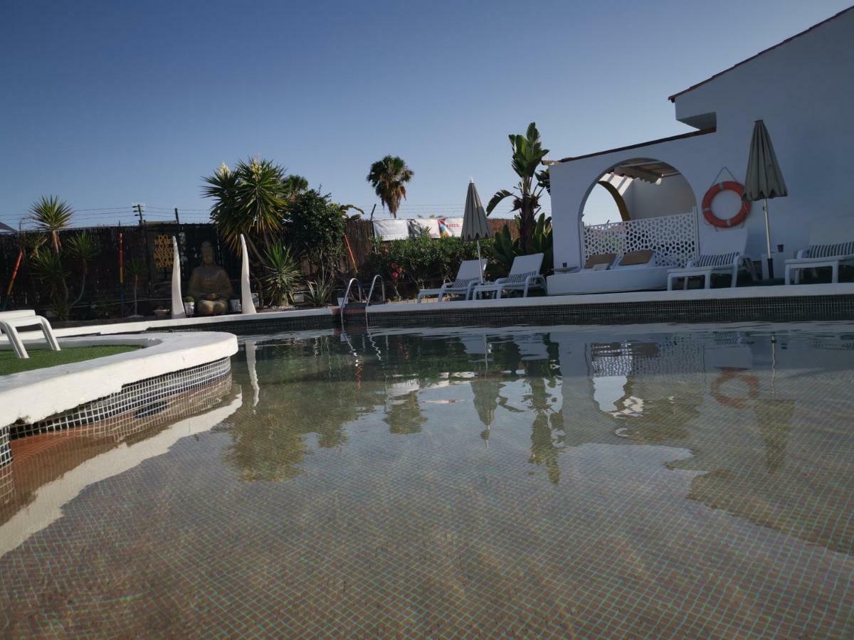 Rainbow Golf Bungalows, Gay Men-Only Resort マスパロマス エクステリア 写真